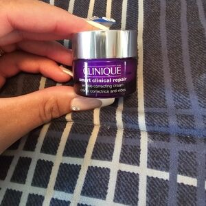 Clinique Smart Clinical Repair Wrinkle Correcting Cream